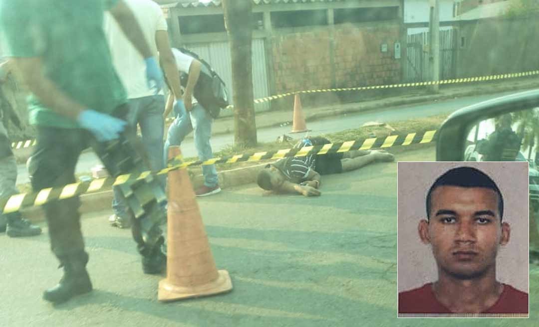 Motociclista dorme na direção e colide contra uma palmeira na Amadeo Barbosa